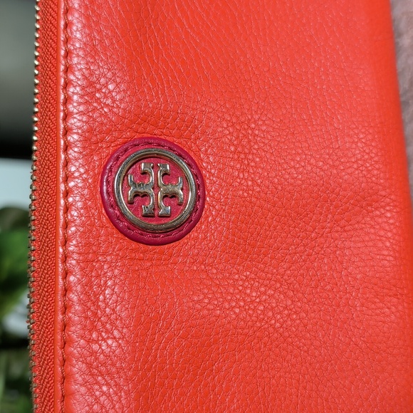 LIKE NEW Tory Burch Orange & Purple Wallet - Picture 2 of 11
